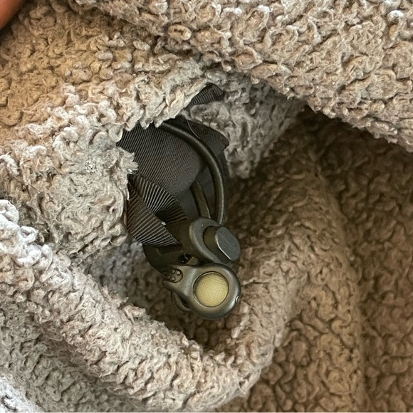 Patagonia isthmus parka Men’s Size Large Black Jacket - Picture 12 of 13